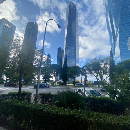 Chamartin De Frente A 4 Torres Daire Madrid Dış mekan fotoğraf